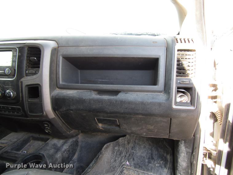 image for item DD4409 2014 Dodge Ram 5500 Crew Cab flatbed truck