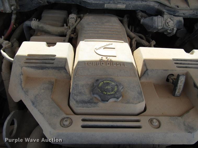 image for item DD4409 2014 Dodge Ram 5500 Crew Cab flatbed truck