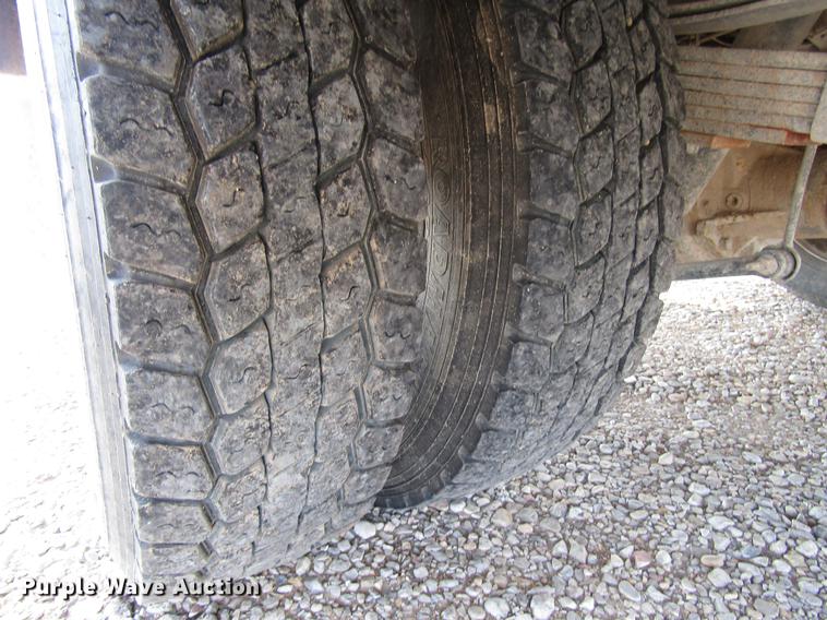 image for item DD4409 2014 Dodge Ram 5500 Crew Cab flatbed truck