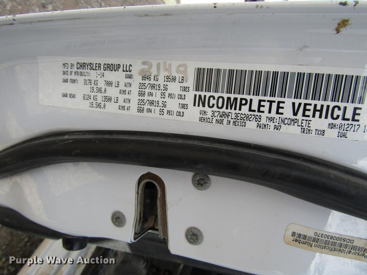 image for item DD4409 2014 Dodge Ram 5500 Crew Cab flatbed truck