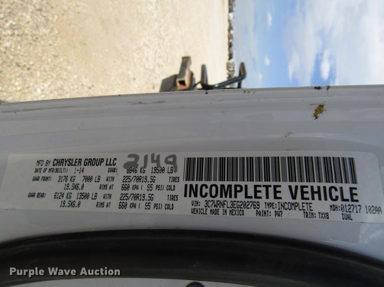 image for item DD4409 2014 Dodge Ram 5500 Crew Cab flatbed truck