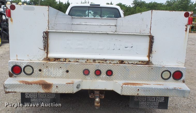 image for item DD6233 2001 Ford F350 Super Duty utility bed pickup truck