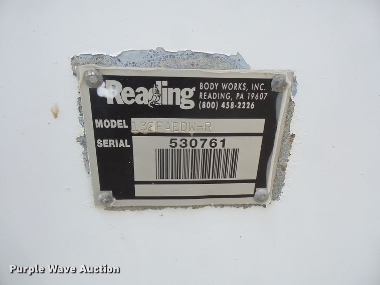 image for item DD6233 2001 Ford F350 Super Duty utility bed pickup truck