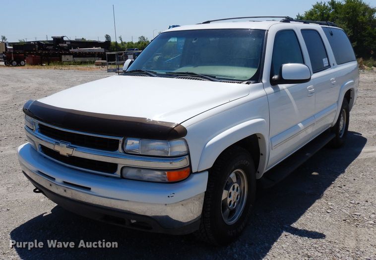image for item DD6330 2001 Chevrolet Suburban 1500 SUV