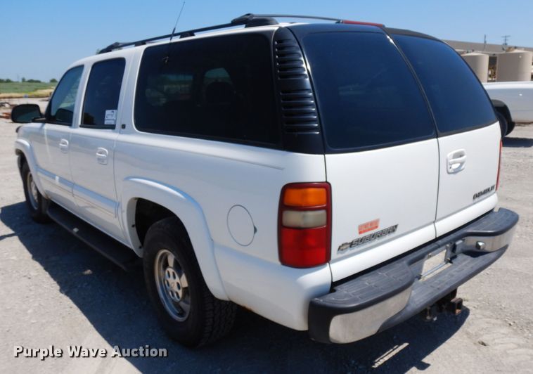 image for item DD6330 2001 Chevrolet Suburban 1500 SUV