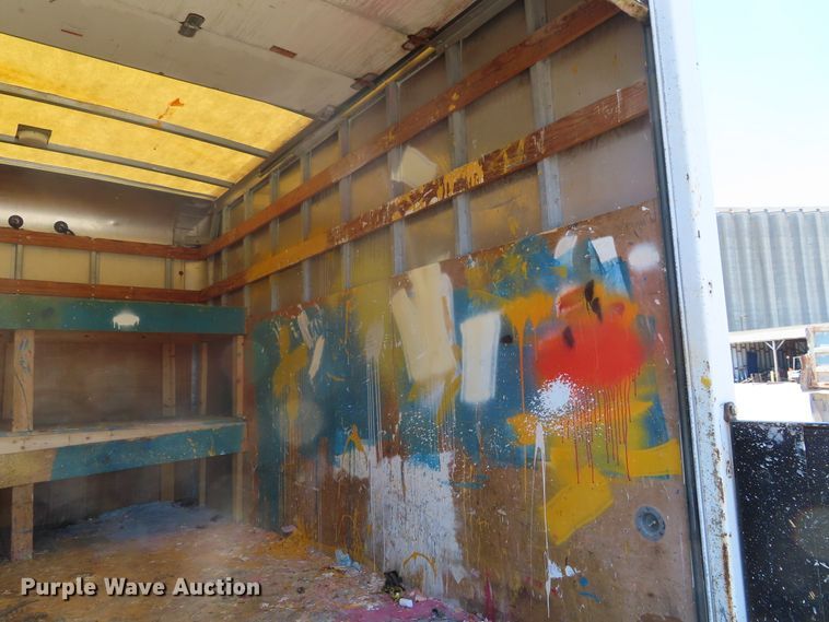 image for item DD6334 2007 Chevrolet Express G3500 box truck