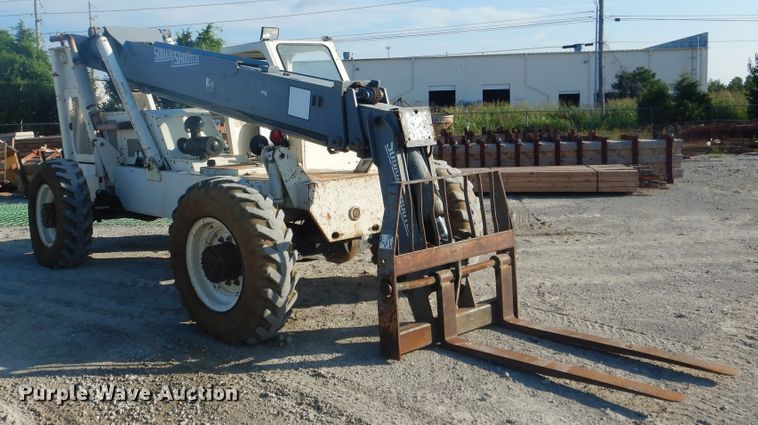 image for item DE3998 BPI SS842 Square Shooter telehandler