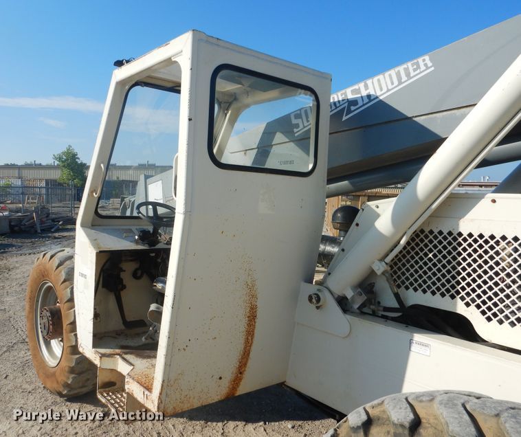 image for item DE3998 BPI SS842 Square Shooter telehandler
