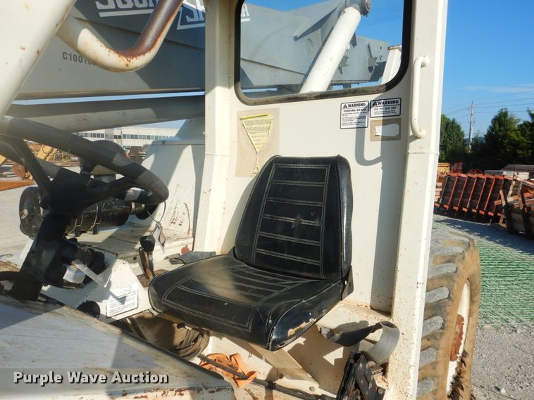 image for item DE3998 BPI SS842 Square Shooter telehandler