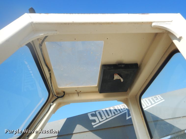 image for item DE3998 BPI SS842 Square Shooter telehandler