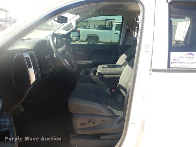 image for item DE4001 2014 Chevrolet Silverado 1500 Crew Cab pickup truck