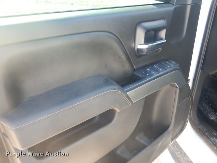 image for item DE4001 2014 Chevrolet Silverado 1500 Crew Cab pickup truck