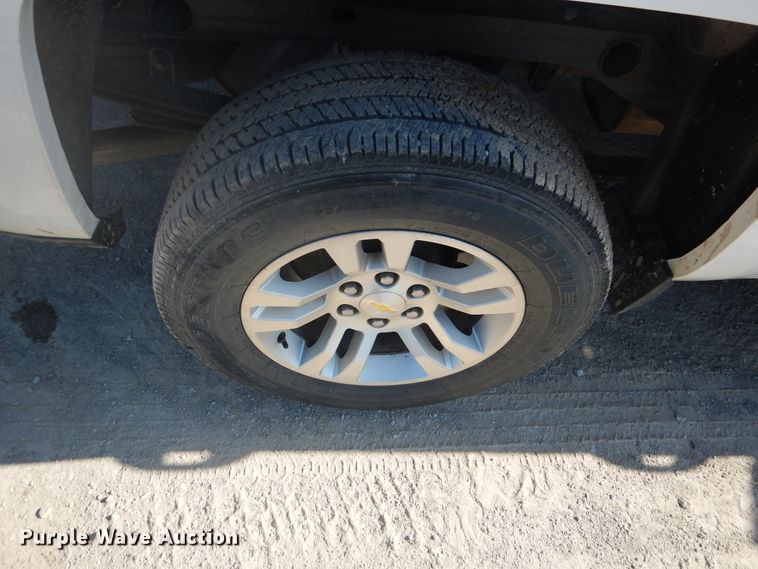 image for item DE4001 2014 Chevrolet Silverado 1500 Crew Cab pickup truck