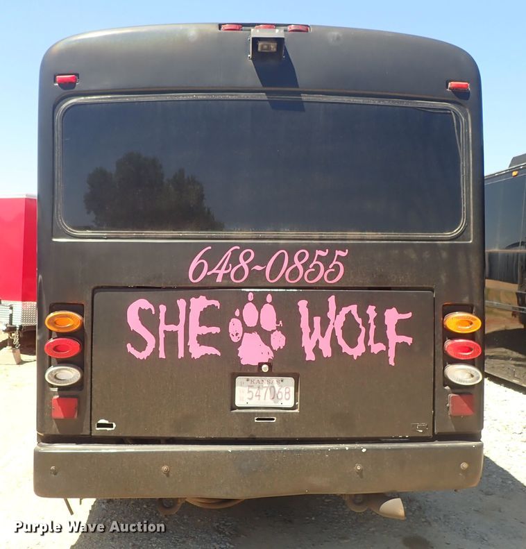 image for item DE5453 1999 Blue Bird coach bus