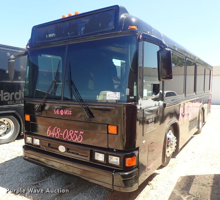 image for item DE5453 1999 Blue Bird coach bus