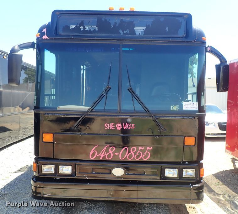 image for item DE5453 1999 Blue Bird coach bus