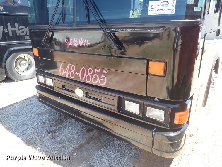 image for item DE5453 1999 Blue Bird coach bus