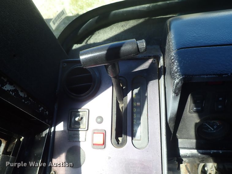 image for item DE5453 1999 Blue Bird coach bus