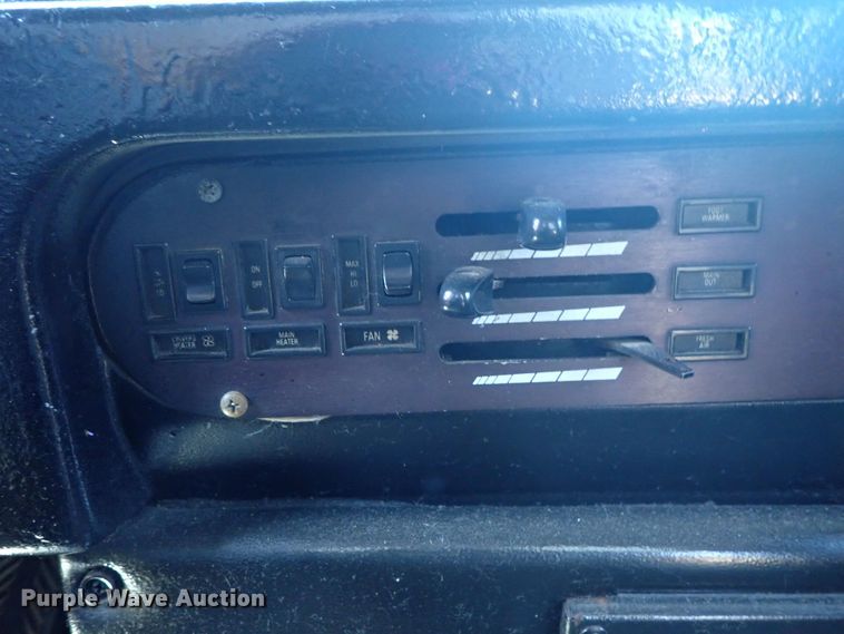 image for item DE5453 1999 Blue Bird coach bus