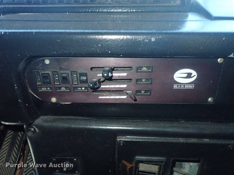 image for item DE5453 1999 Blue Bird coach bus