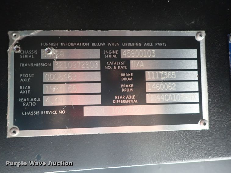 image for item DE5453 1999 Blue Bird coach bus