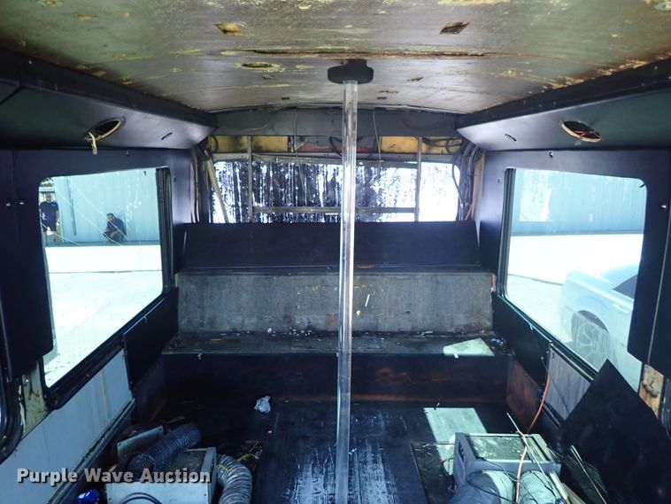 image for item DE5453 1999 Blue Bird coach bus