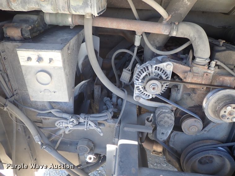 image for item DE5453 1999 Blue Bird coach bus