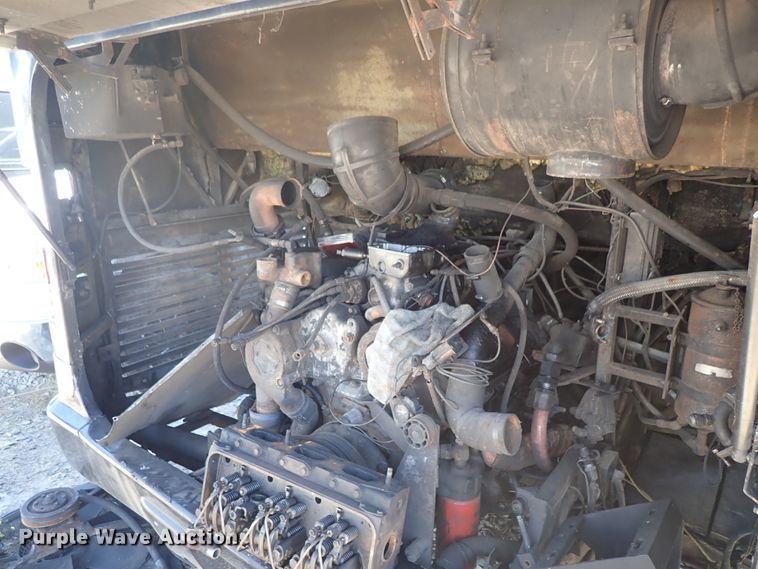 image for item DE5454 1986 Neoplan bus