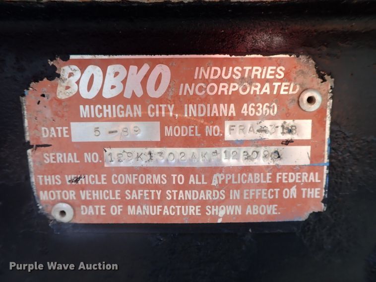 image for item DE5464 1989 Galbreath FRA318 roll-off container trailer