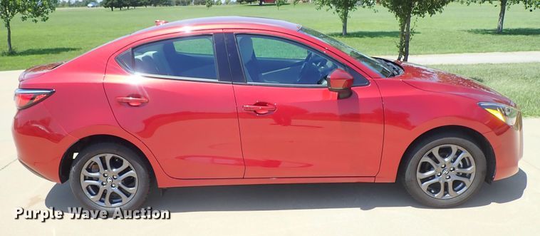 image for item DE5469 2019 Toyota Yaris