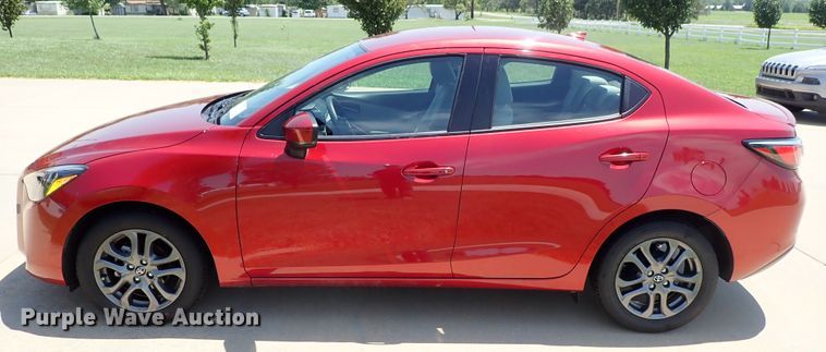 image for item DE5469 2019 Toyota Yaris