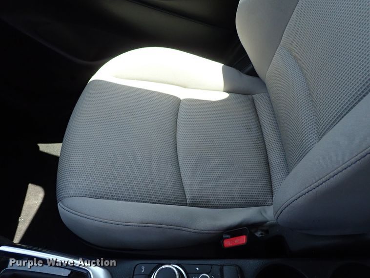 image for item DE5469 2019 Toyota Yaris