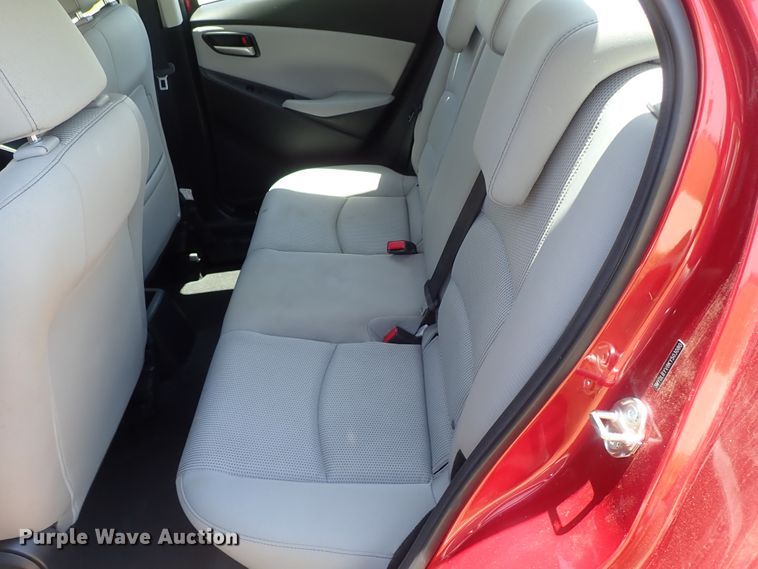 image for item DE5469 2019 Toyota Yaris