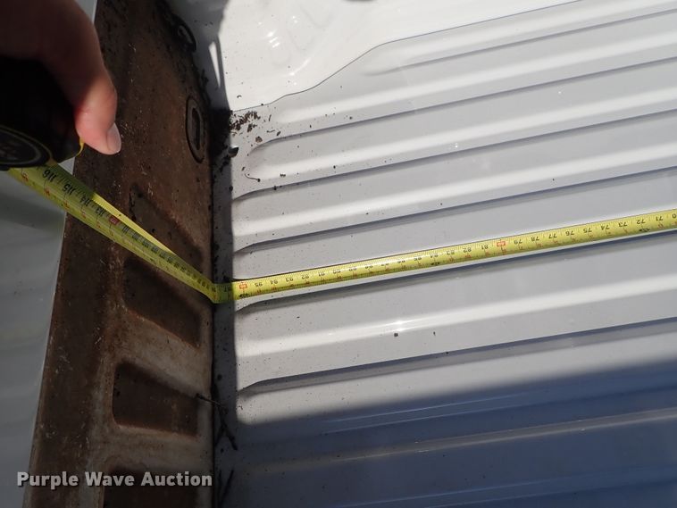 image for item DE5519 2019 Ford pickup truck bed