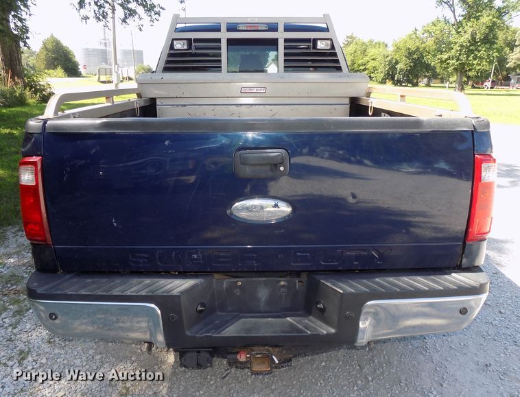 image for item DE7744 2013 Ford F250 Super Duty XLT Crew Cab pickup truck