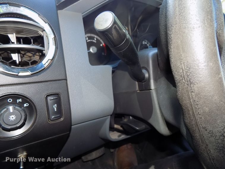 image for item DE7744 2013 Ford F250 Super Duty XLT Crew Cab pickup truck