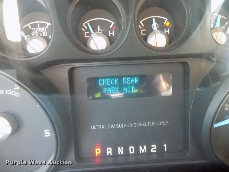 image for item DE7744 2013 Ford F250 Super Duty XLT Crew Cab pickup truck