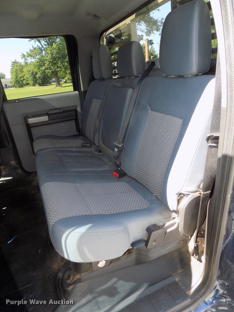 image for item DE7744 2013 Ford F250 Super Duty XLT Crew Cab pickup truck