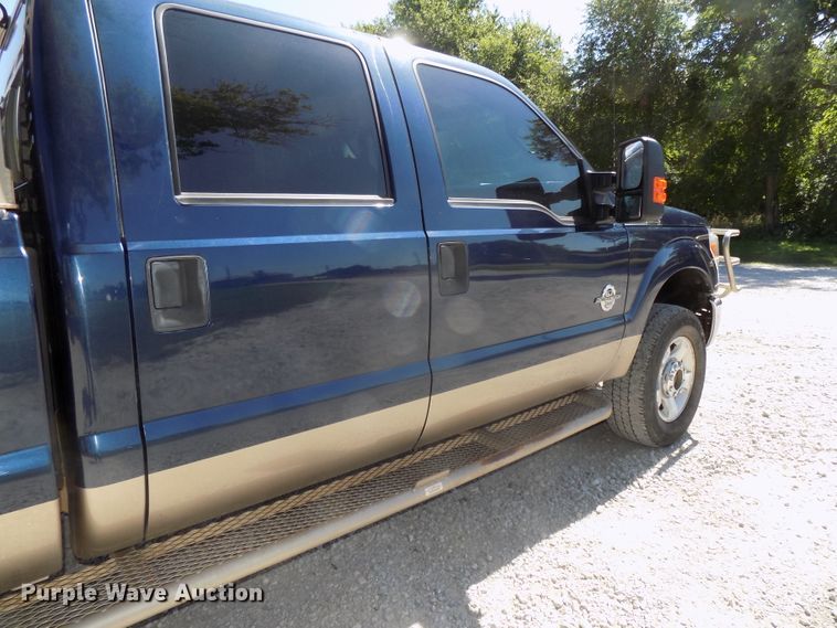 image for item DE7744 2013 Ford F250 Super Duty XLT Crew Cab pickup truck