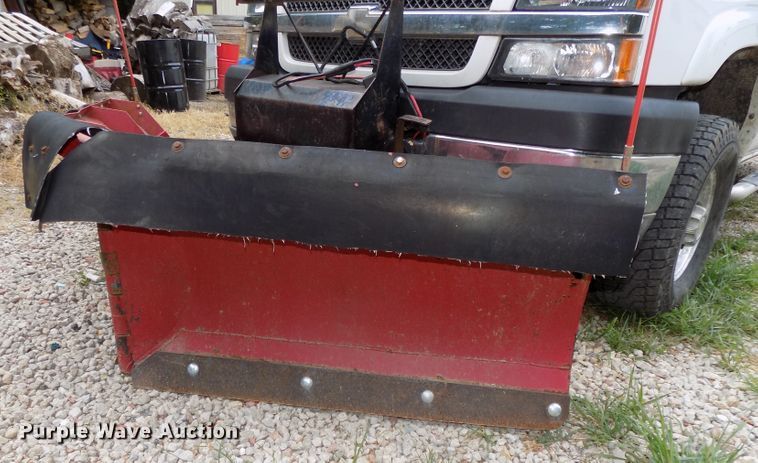 image for item DE7751 2004 Chevrolet Silverado 2500HD Ext. Cab pickup truck