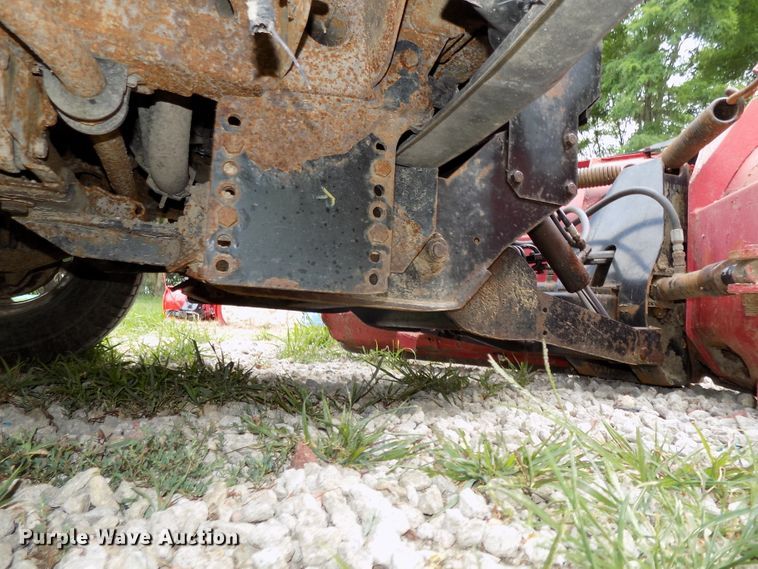 image for item DE7751 2004 Chevrolet Silverado 2500HD Ext. Cab pickup truck