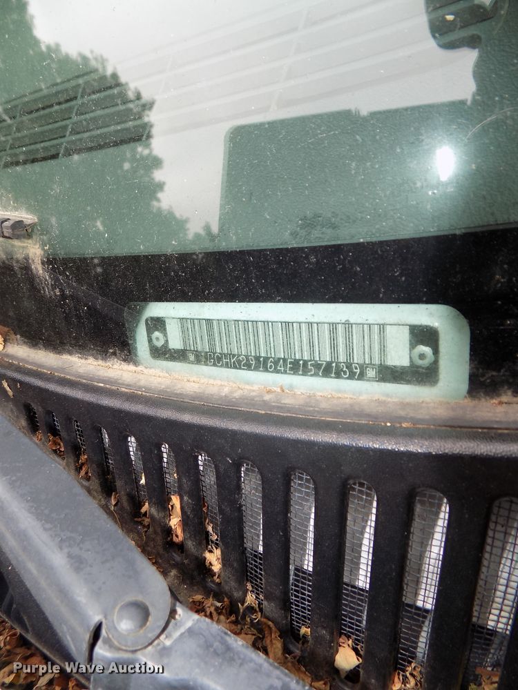 image for item DE7751 2004 Chevrolet Silverado 2500HD Ext. Cab pickup truck