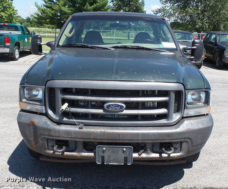 image for item DE7898 2003 Ford F250 Super Duty SuperCab pickup truck