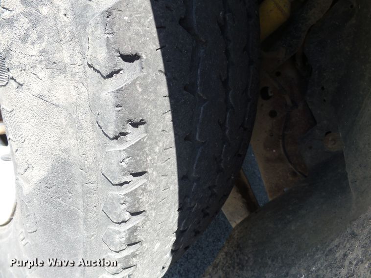 image for item DE7898 2003 Ford F250 Super Duty SuperCab pickup truck