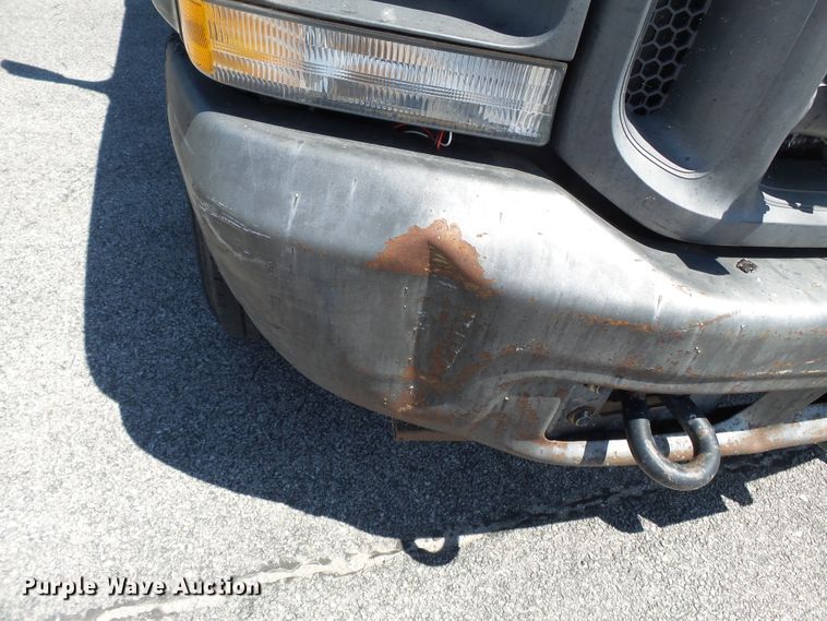 image for item DE7898 2003 Ford F250 Super Duty SuperCab pickup truck