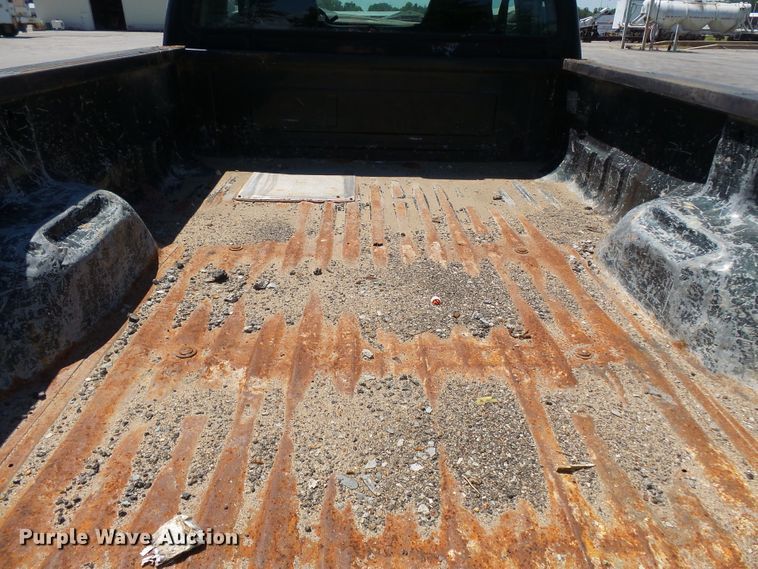 image for item DE7898 2003 Ford F250 Super Duty SuperCab pickup truck