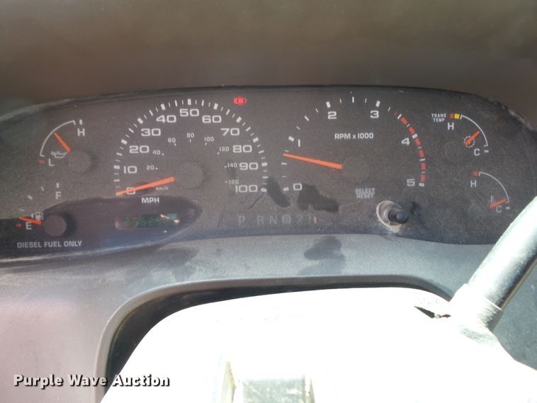 image for item DE7898 2003 Ford F250 Super Duty SuperCab pickup truck