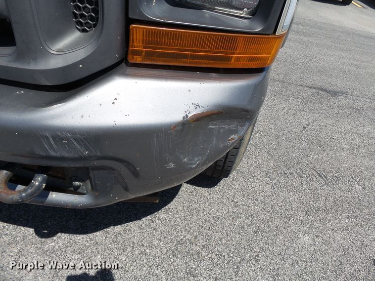 image for item DE7899 2001 Ford F250 Super Duty SuperCab pickup truck