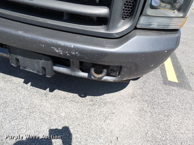 image for item DE7900 2003 Ford F250 Super Duty SuperCab pickup truck