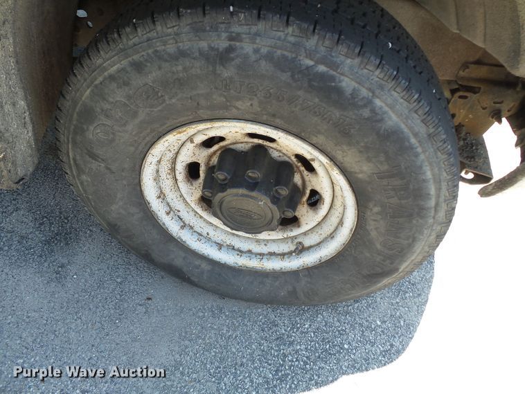 image for item DE7900 2003 Ford F250 Super Duty SuperCab pickup truck